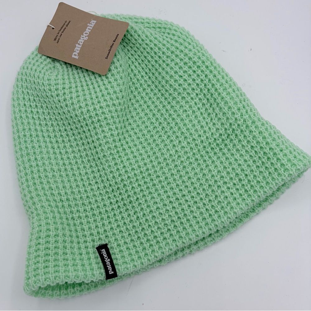 Patagonia women’s snow drifter mint knit beanie one size outdoor NWT